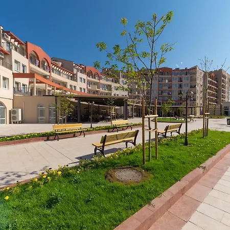 Sunrise River 3* Aheloy