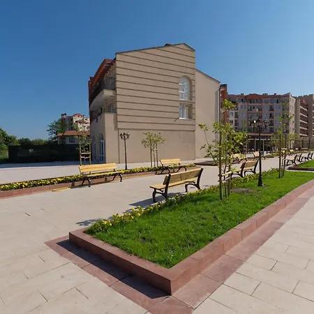 Sunrise River 3* Aheloy