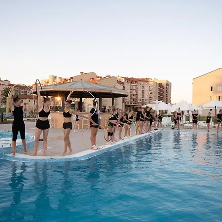 Sunrise River Hotell