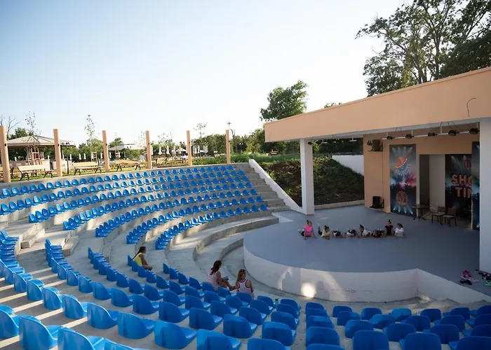 Hotel Sunrise River 3*